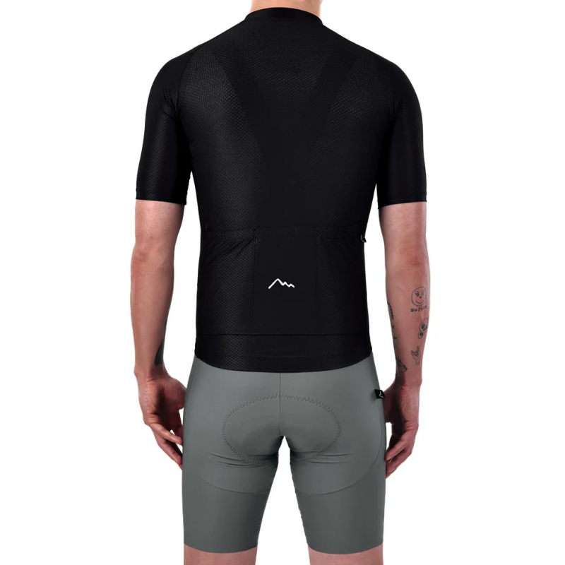 Black Climb Core Cycling Jersey | SORACYCLING